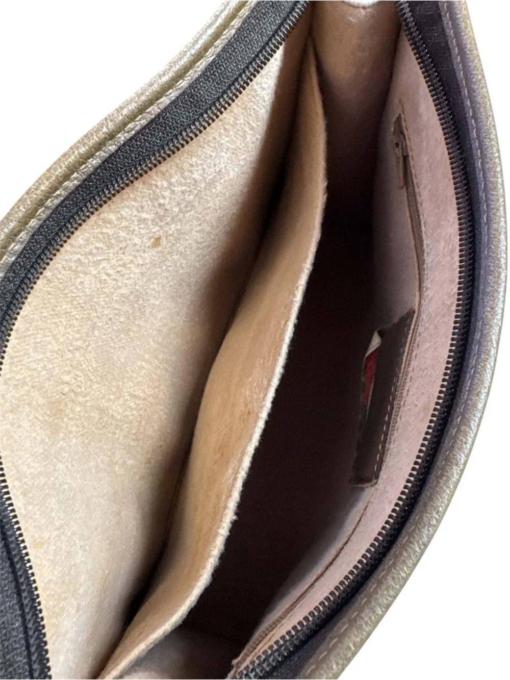 Gucci GG Clutch VTG Zipper closure tan 8x10x3” unisex - Picture 13 of 17